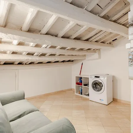 아파트 Casa Storica 4bdr Con Terrazza A Campo De Fiori