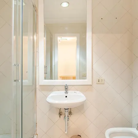 아파트 Casa Storica 4bdr Con Terrazza A Campo De Fiori *