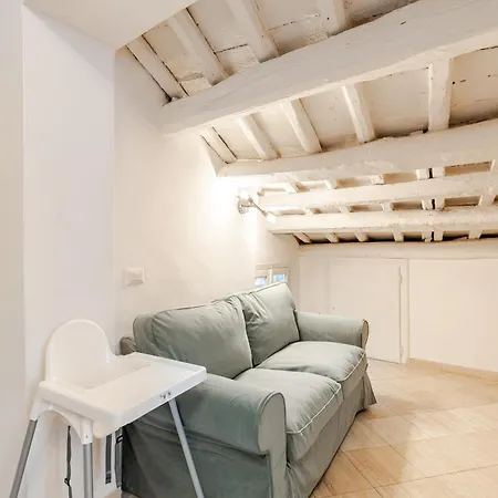 Casa Storica 4bdr Con Terrazza A Campo De Fiori 아파트
