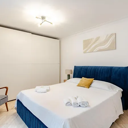 Casa Storica 4bdr Con Terrazza A Campo De Fiori 아파트 *