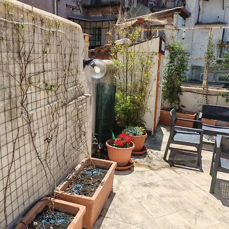 Casa Storica 4bdr Con Terrazza A Campo De Fiori